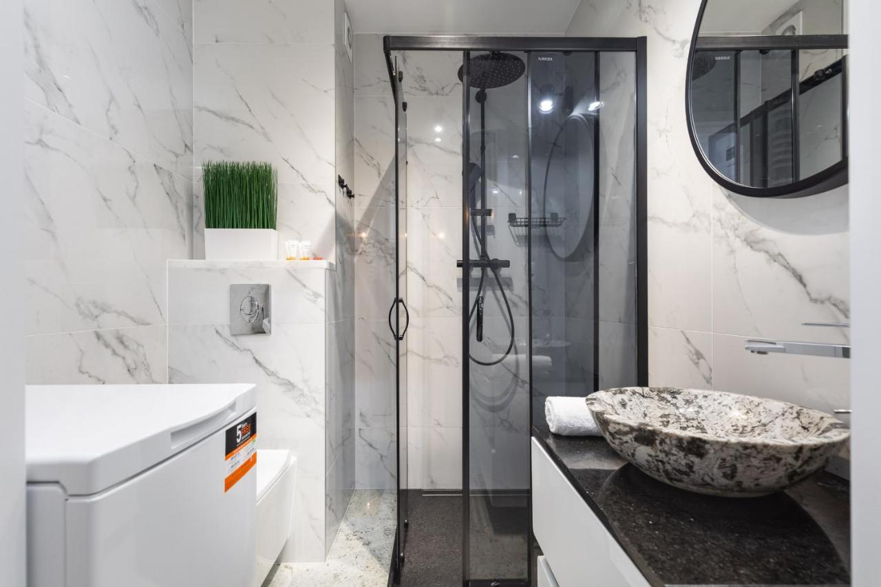 Kapitanski Mostek Apartments Kolobrzeg By Noclegi Renters Luaran gambar