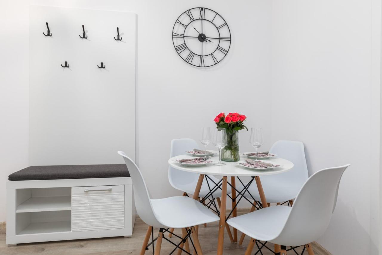 Kapitanski Mostek Apartments Kolobrzeg By Noclegi Renters Luaran gambar