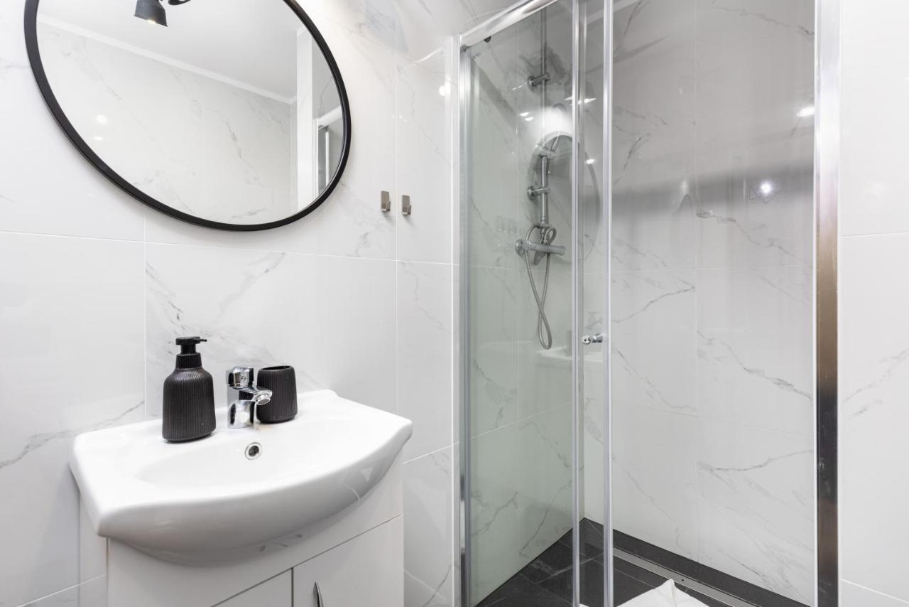 Kapitanski Mostek Apartments Kolobrzeg By Noclegi Renters Luaran gambar